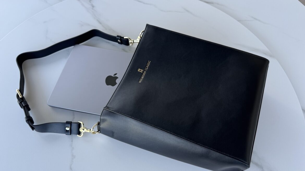 Earrings for Girls: 10 Stunning Power Styles to Try